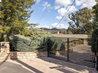 4450 Turner Ave, Oakland, CA 94605