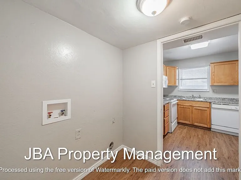1794 Farleigh Ct — Photo 12