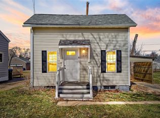 1312 1/2 22nd Ave SW, Cedar Rapids, IA 52404