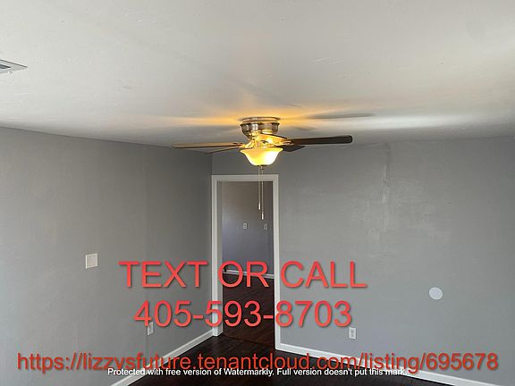 2nd image of 208 SE 2nd St