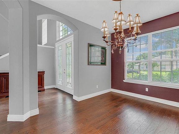 5th image of 13550 Magnolia Park Ct