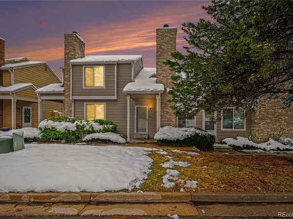 828 Summer Drive, Highlands Ranch, CO 80126