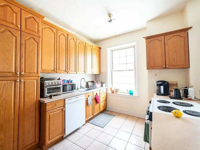 481 Boylston St #1 — Photo 6