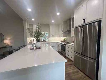 4th image of 4 Remington Dr
