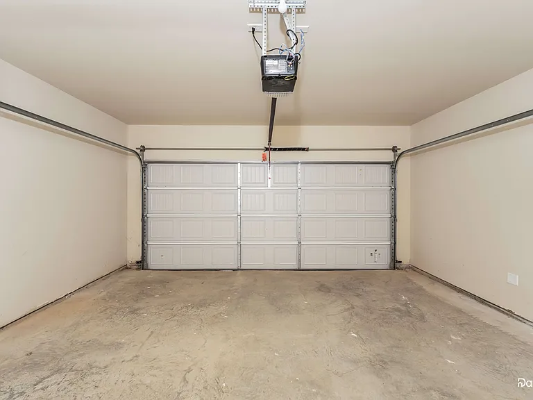 355 Farmhouse Ln — Photo 14