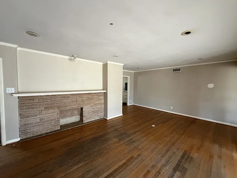 3604 24th St — Photo 2