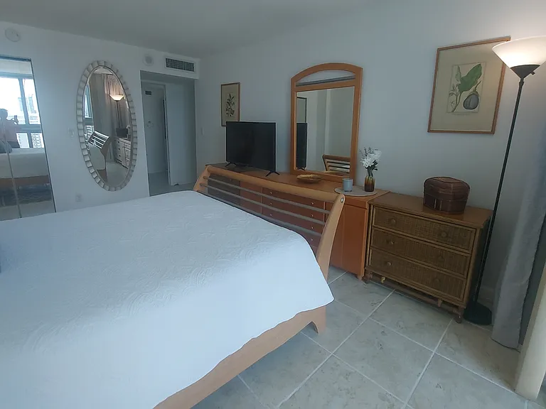 2655 Collins Ave #2306 — Photo 8