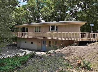 18376 Kramer Rd, East Dubuque, IL 61025