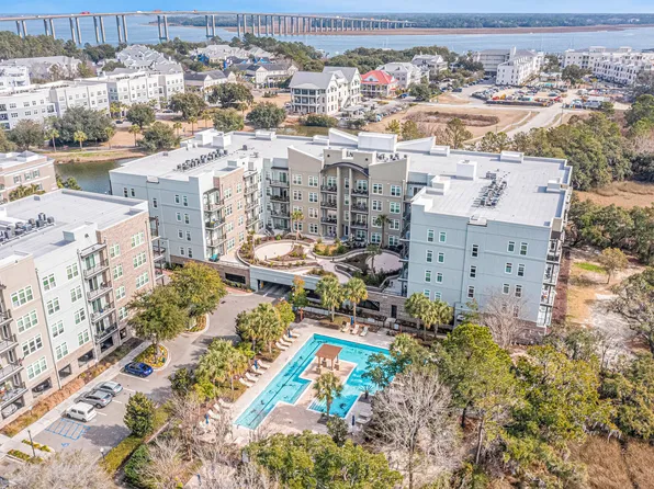 145 Pier View St Unit 111, Daniel Island, SC 29492