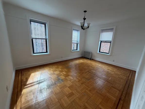 3765 18th Avenue image 1 of 8