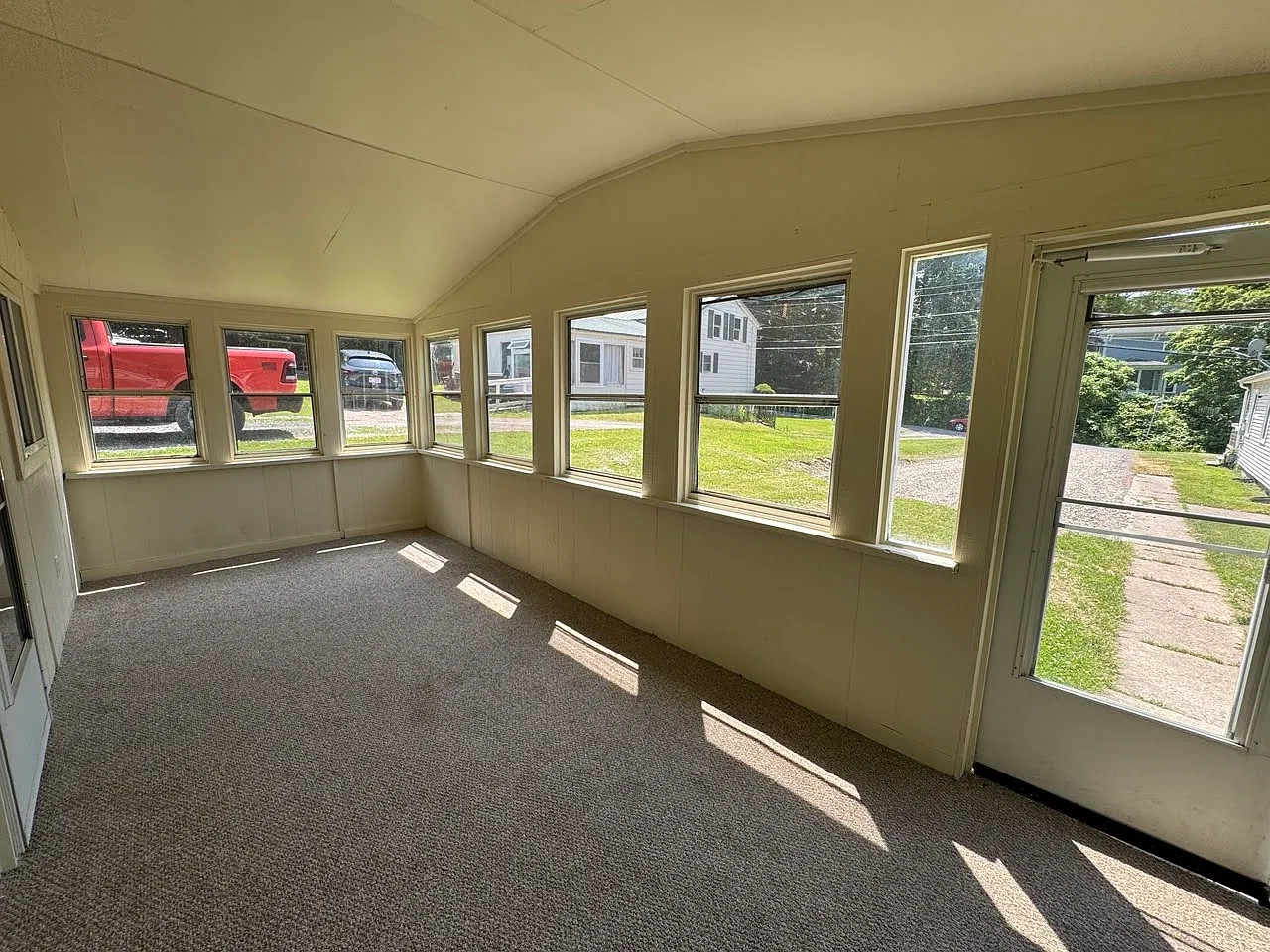 2 bed, 900 sqft, $1,695 — Photo 4