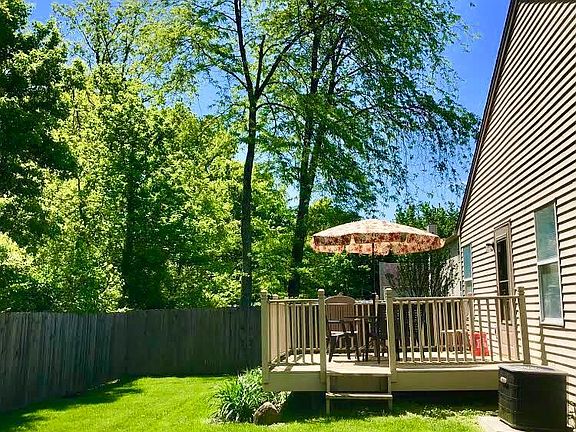 3rd image of 2500 Creekwillow Pl