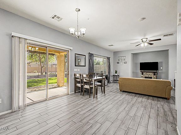 5th image of 1393 E JOSEPH Way