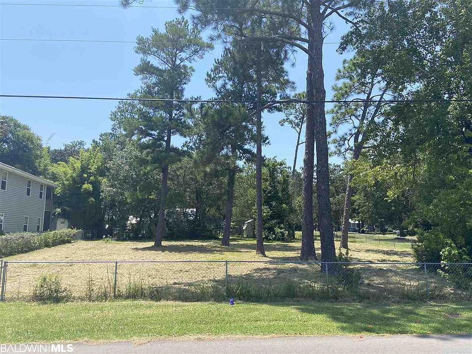 1st image of 27098 Magnolia Dr #A