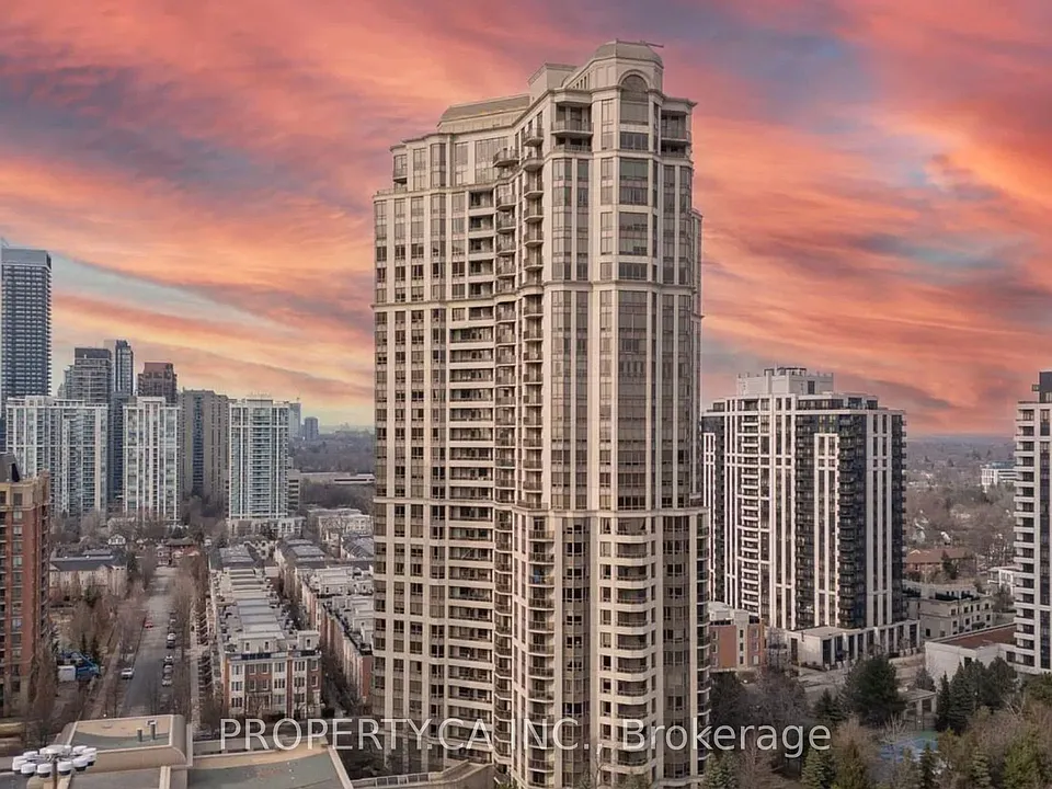80 Harrison Garden Blvd #221