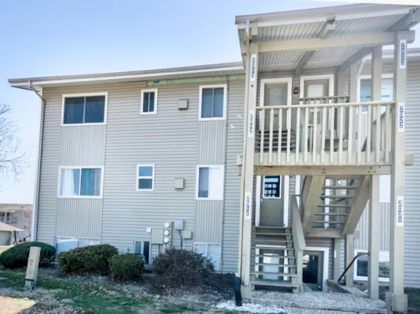 2013 Gascony Parc Dr, Lake Saint Louis, MO 63367