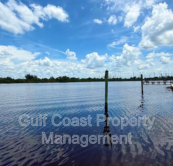 16150 Bay Pointe Blvd #107 — Photo 33