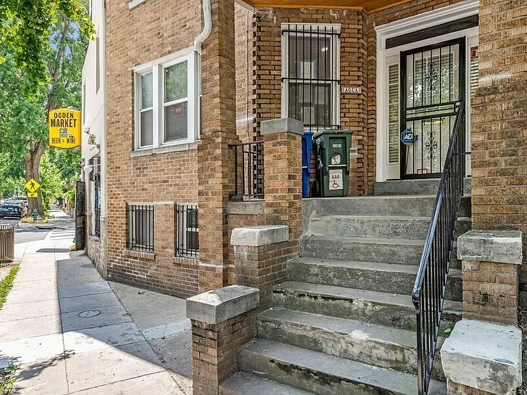 1502 Ogden St NW — Photo 32