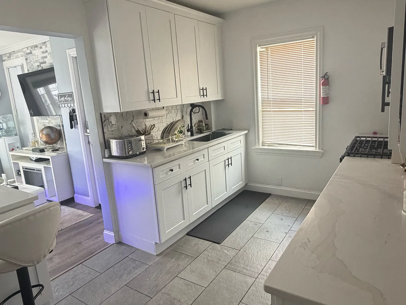 2 bed, $3,800 — Photo 3