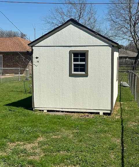 2407 Cornell Dr — Photo 7