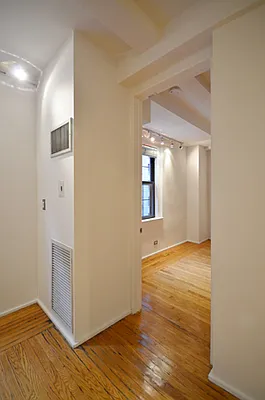 Rented by WAM Partners - William Moses Co. | media 11