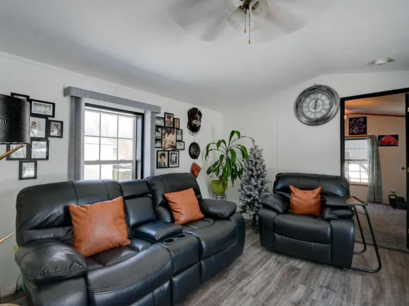 83 Lamplighter Drive, Conway, NH 03818