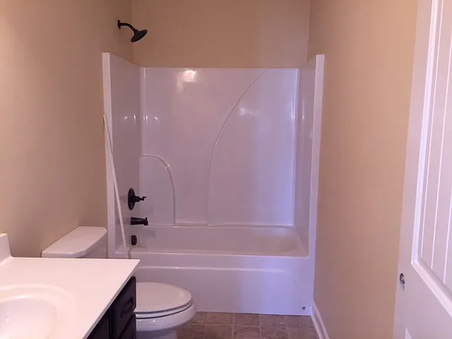 2604 Auldridge Dr — Photo 9