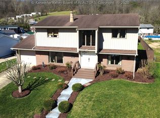 220 Nedra Dr, Barboursville, WV
