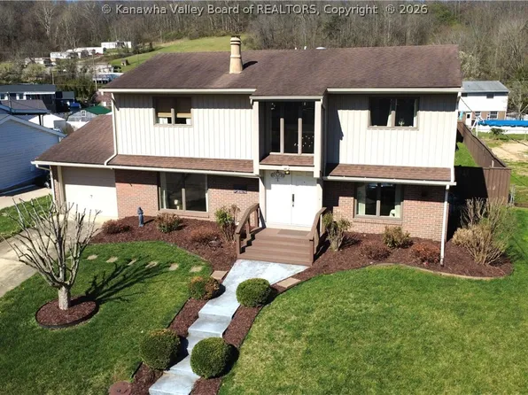 220 Nedra Dr, Barboursville, WV 25504