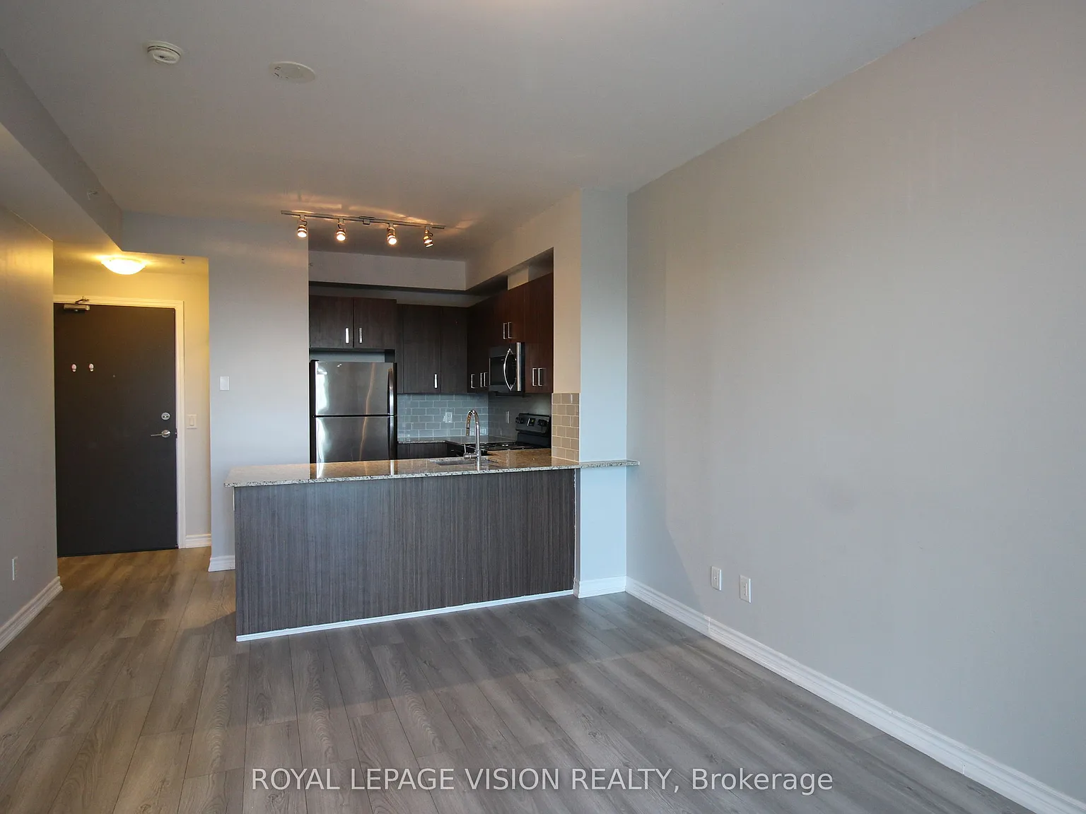 2 bed, $2,275 — Photo 3