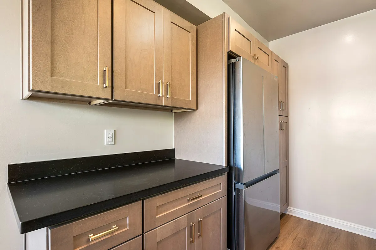 Building Photo - 2508 Aviation Blvd #B