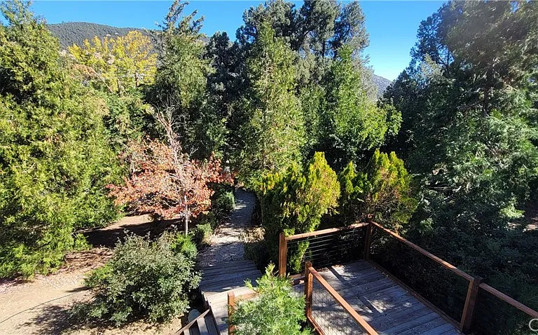 1317 Pinetree Dr — Photo 73
