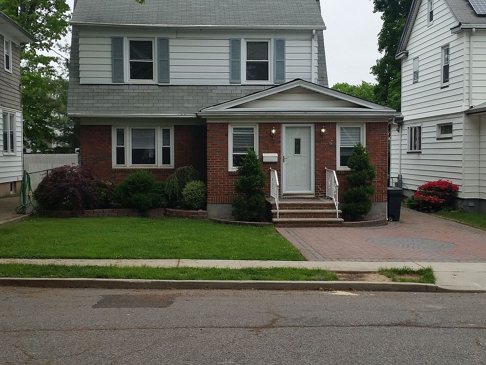 1st image of 21 Whitney Ave