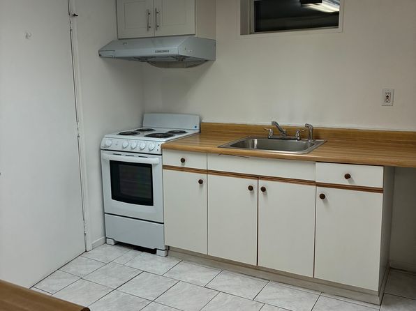 (undisclosed Address)