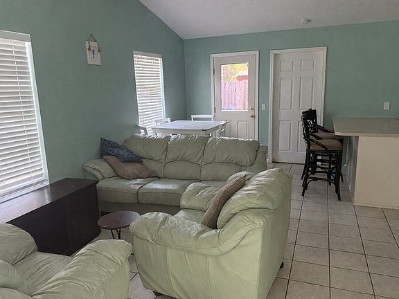 5th image of 740-742 Jones Homestead Rd