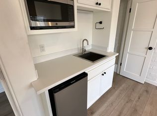 1214 Coast Village Hwy #4, Santa Barbara, CA 93108
