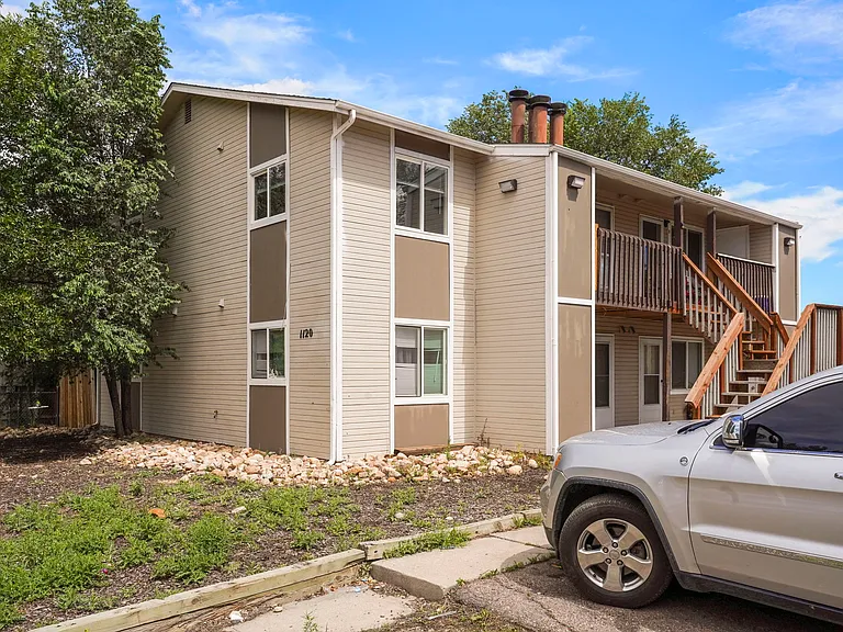 1120 Mazatlan Cir #C-1 — Photo 4