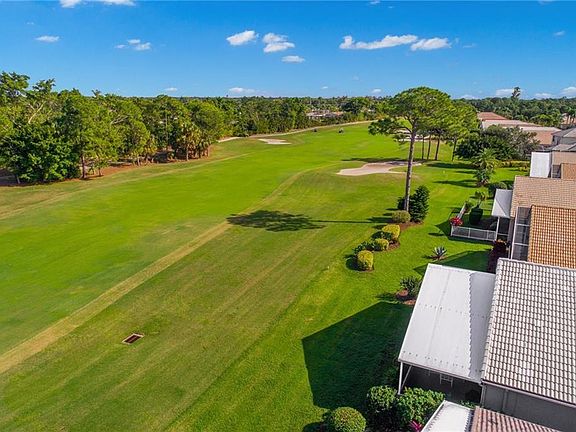 4th image of 1609 SE Ballantrae Blvd