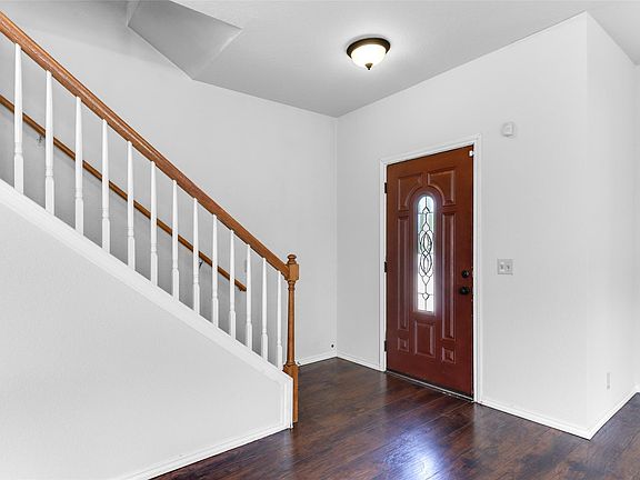 3rd image of 1204 Stepp Bnd