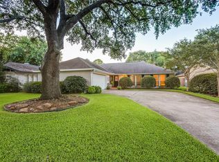 14210 Locke Ln, Houston, TX 77077