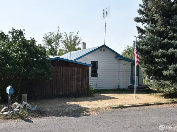434 NE North Avenue, Wilbur, WA 99158