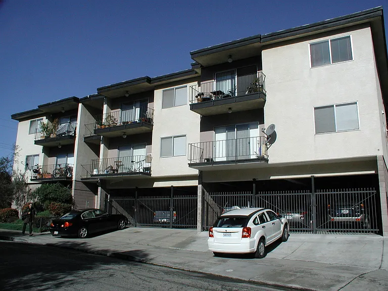 3401 Richmond Blvd — Photo 2