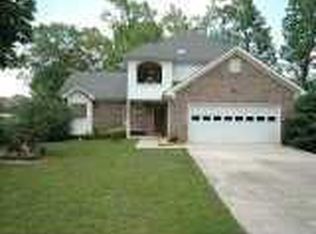 582 Lakeshore Dr, Stockbridge, GA