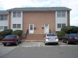 1070 Robin Rd #1070, Hillsborough, NJ 08844