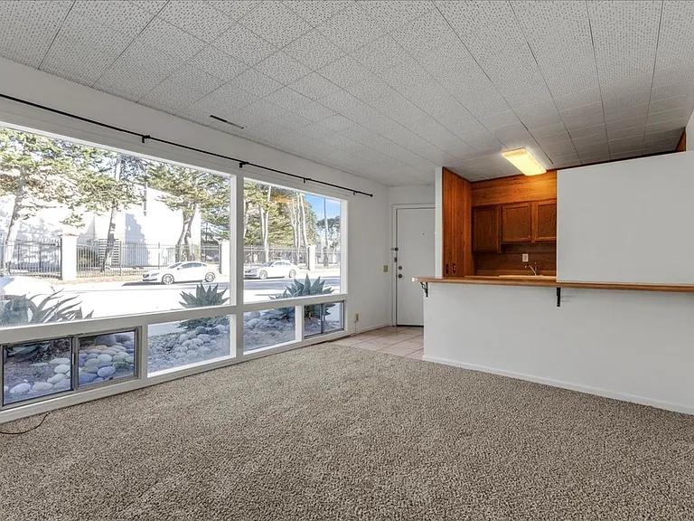 514 Sloat Ave — Photo 4