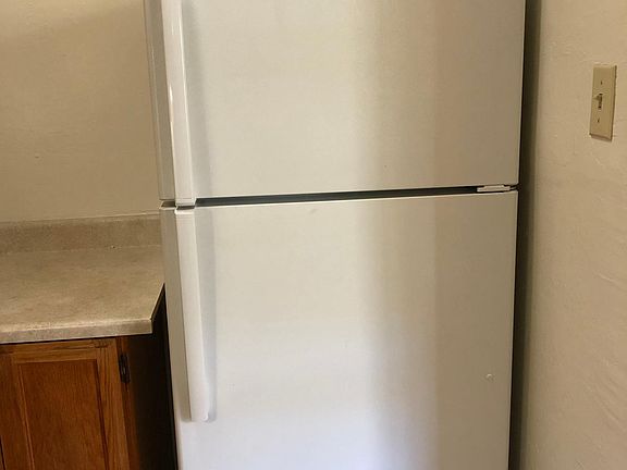 3rd image of 626 Pine St #208