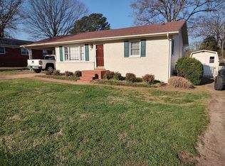 107 Edgewood St, Martin, TN 38237