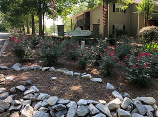 112B Windtree Ct, Greenwood, SC 29649