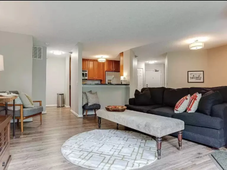 6010 Chasewood Pkwy #203 — Photo 2