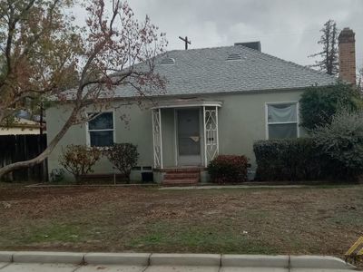 1100 El Rancho Dr, Bakersfield, CA, 93304